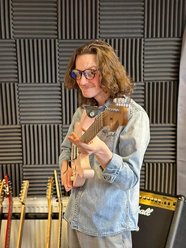 Salford Guitar Lessons Cal Bancroft Guitar Teacher